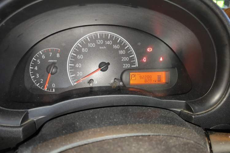 Used Nissan Sunny 2011 1.5XE CVT Comfort Edition Instrument Cluster