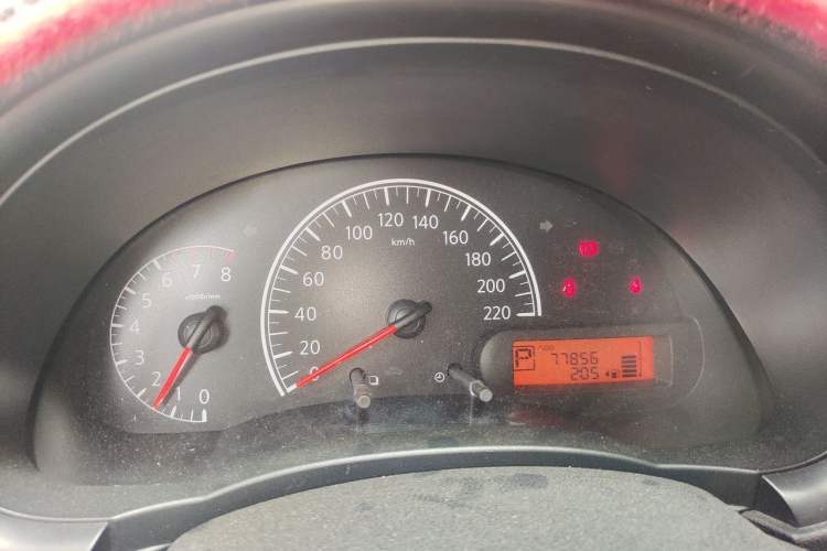 Used Nissan Sunny 2011 1.5XE CVT Comfort Edition Instrument Cluster