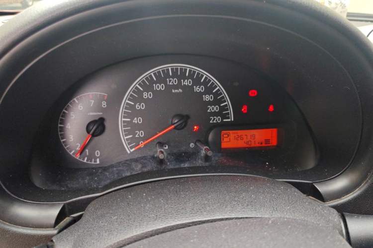 Used Nissan Sunny 2011 1.5XE CVT Comfort Edition Instrument Cluster
