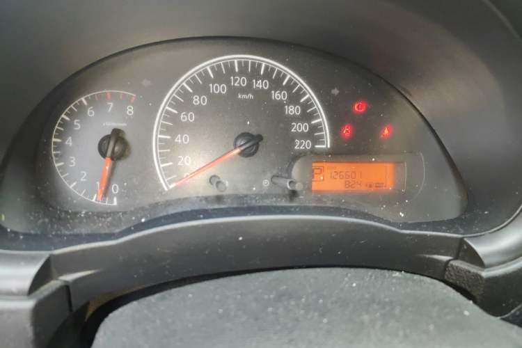 Used Nissan Sunny 2011 1.5XE CVT Comfort Edition Instrument Cluster