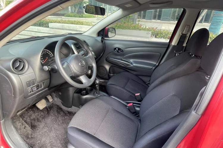 Used Nissan Sunny 2011 1.5XE CVT Comfort Edition Interior 1