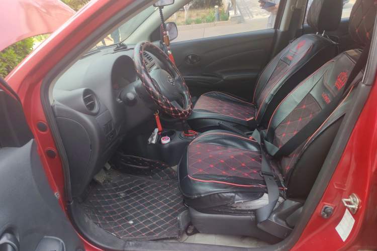 Used Nissan Sunny 2011 1.5XE CVT Comfort Edition Left Front Seat