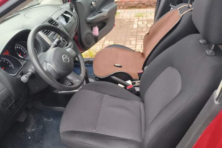 Used Nissan Sunny 2011 1.5XL CVT Luxury Edition Left Front Seat