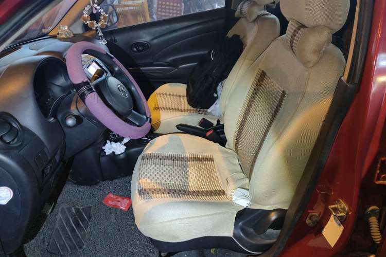 Used Nissan Sunny 2011 1.5XE CVT Comfort Edition Left Front Seat
