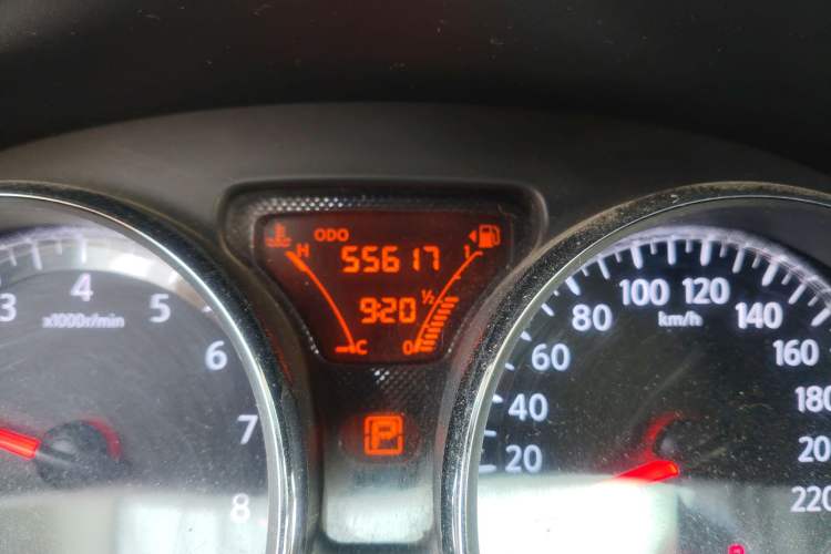Used Nissan Sunny 2011 1.5XL CVT Luxury Edition Odometer Close Up