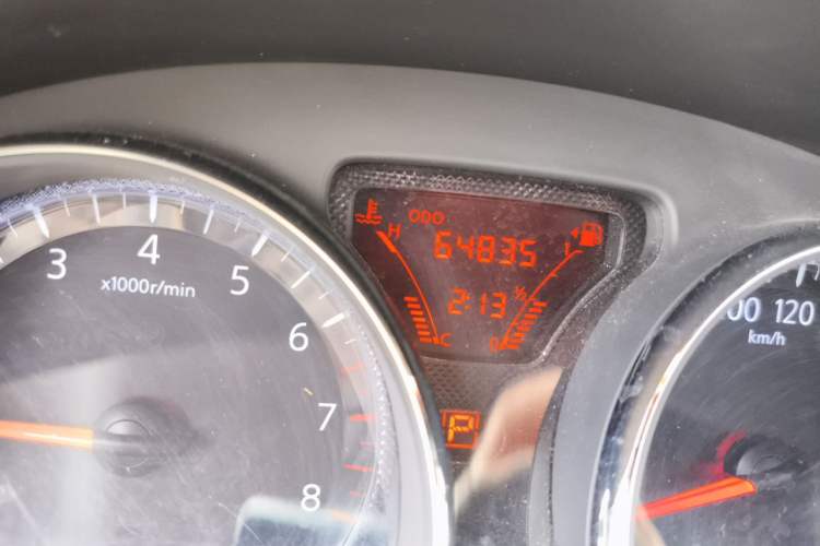 Used Nissan Sunny 2011 1.5XL CVT Luxury Edition Odometer Close Up