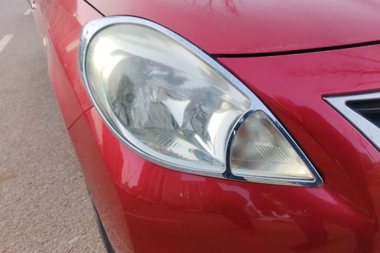 Used Nissan Sunny 2011 1.5XL CVT Luxury Edition Right Front Headlight