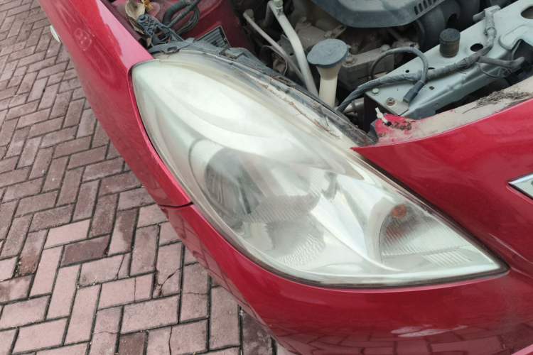 Used Nissan Sunny 2011 1.5XL CVT Luxury Edition Right Front Headlight