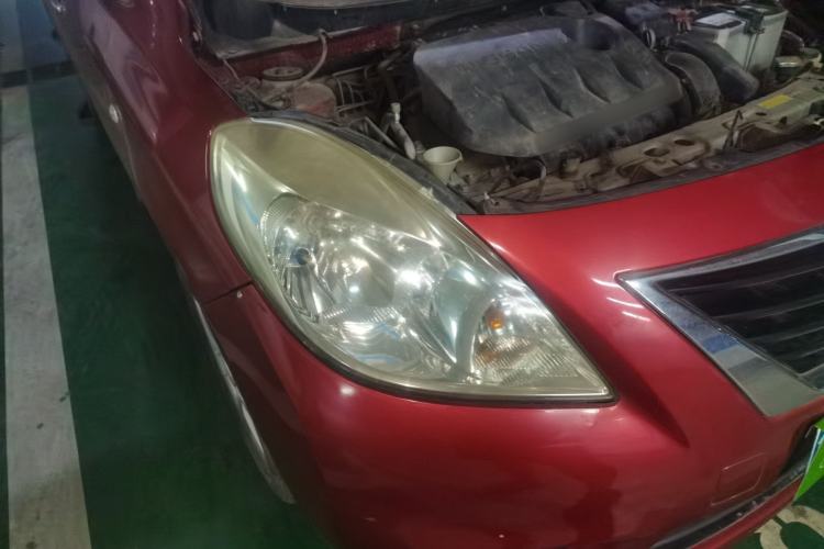 Used Nissan Sunny 2011 1.5XL Manual Deluxe Edition Right Front Headlight