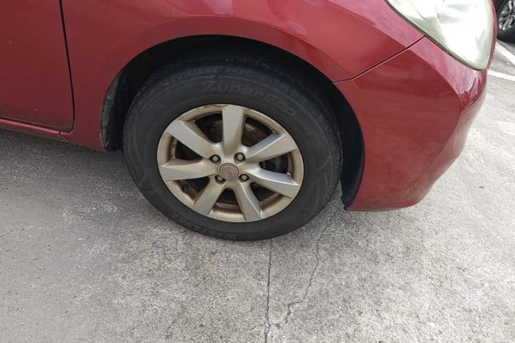 Used Nissan Sunny 2011 1.5XL CVT Luxury Edition Right Front Wheel Hub