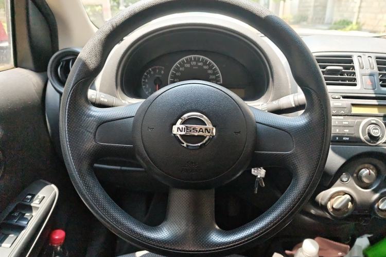 Used Nissan Sunny 2011 1.5XE CVT Comfort Edition Steering Wheel