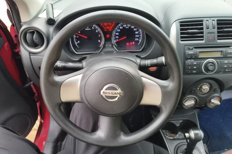 Used Nissan Sunny 2011 1.5XL CVT Luxury Edition Steering Wheel