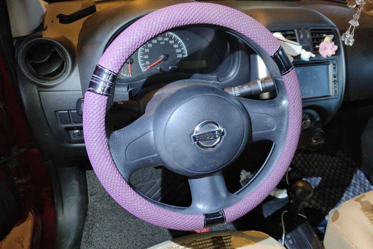 Used Nissan Sunny 2011 1.5XE CVT Comfort Edition Steering Wheel