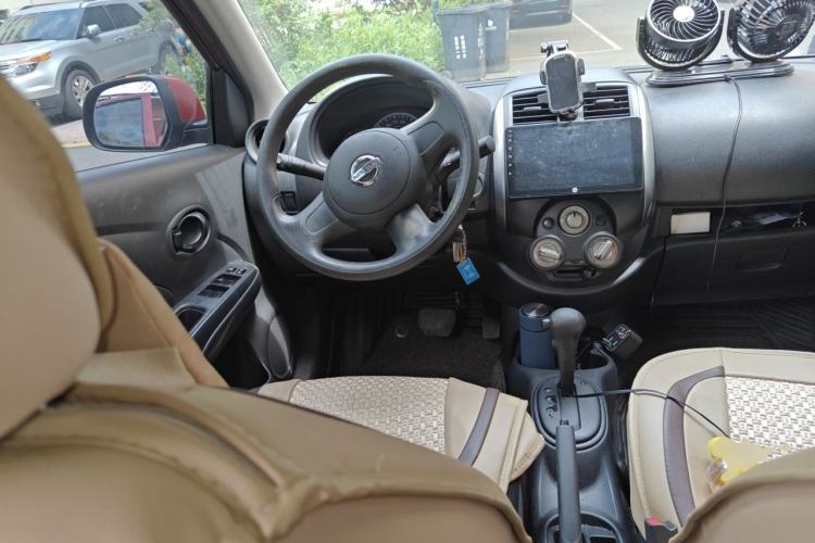 Used Nissan Sunny 2011 1.5XE CVT Comfort Edition Steering Wheel