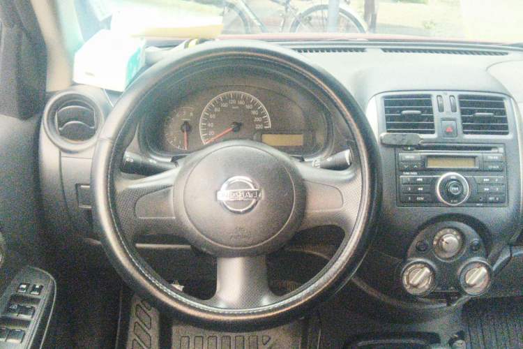 Used Nissan Sunny 2011 1.5XE CVT Comfort Edition Steering Wheel