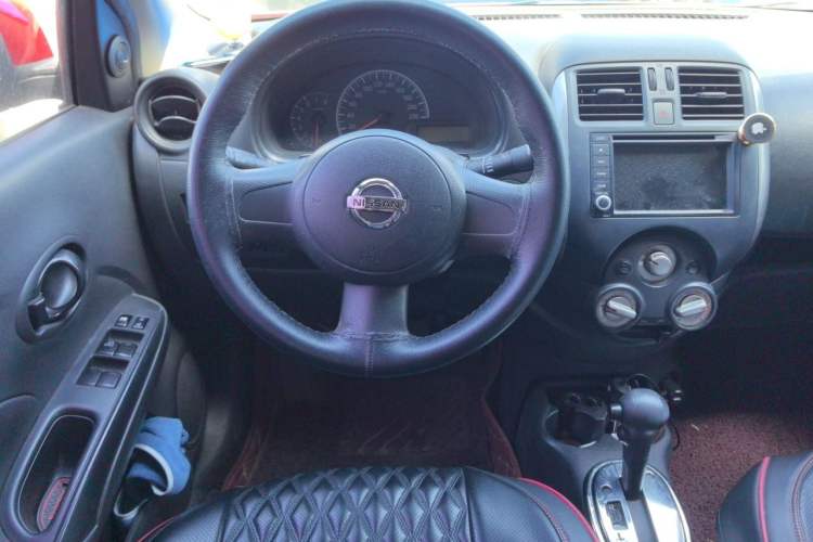 Used Nissan Sunny 2011 1.5XE CVT Comfort Edition Steering Wheel