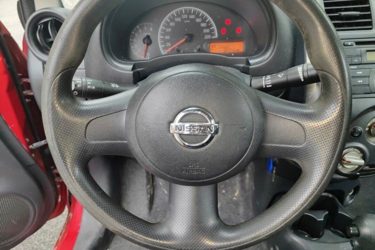 Used Nissan Sunny 2011 1.5XE CVT Comfort Edition Steering Wheel