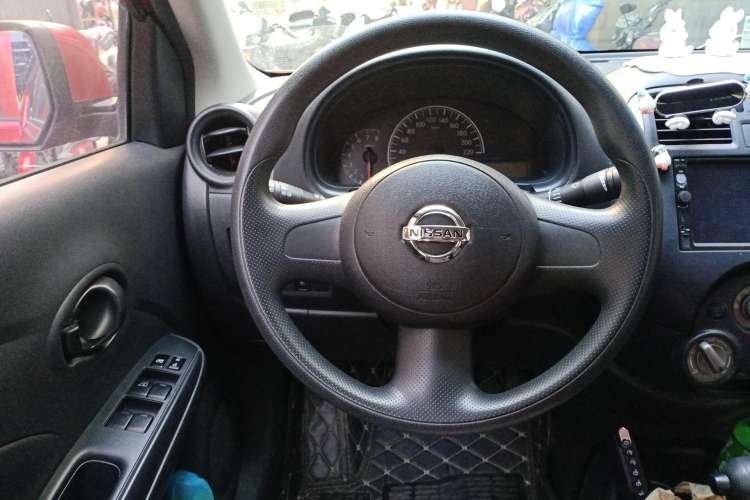 Used Nissan Sunny 2011 1.5XE CVT Comfort Edition Steering Wheel