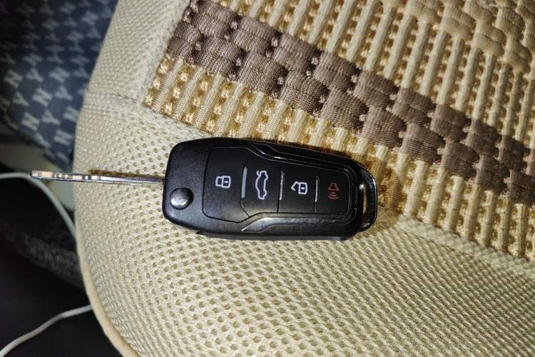 Used Nissan Sunny 2011 1.5XE CVT Comfort Edition Vehicle Key