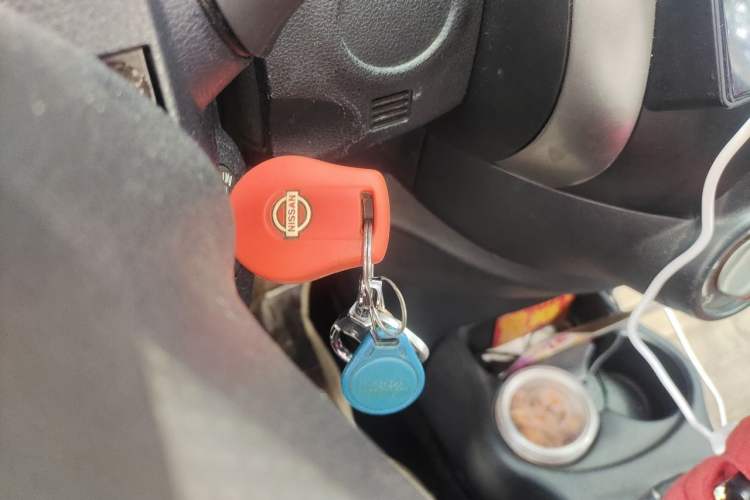 Used Nissan Sunny 2011 1.5XE CVT Comfort Edition Vehicle Key
