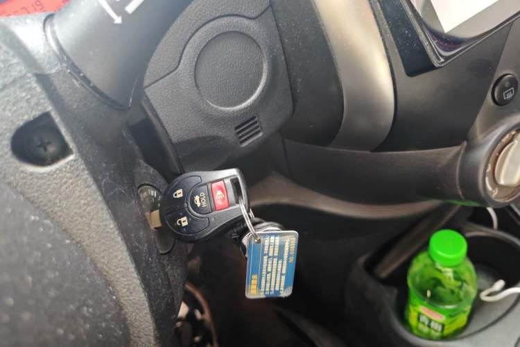 Used Nissan Sunny 2011 1.5XE CVT Comfort Edition Vehicle Key