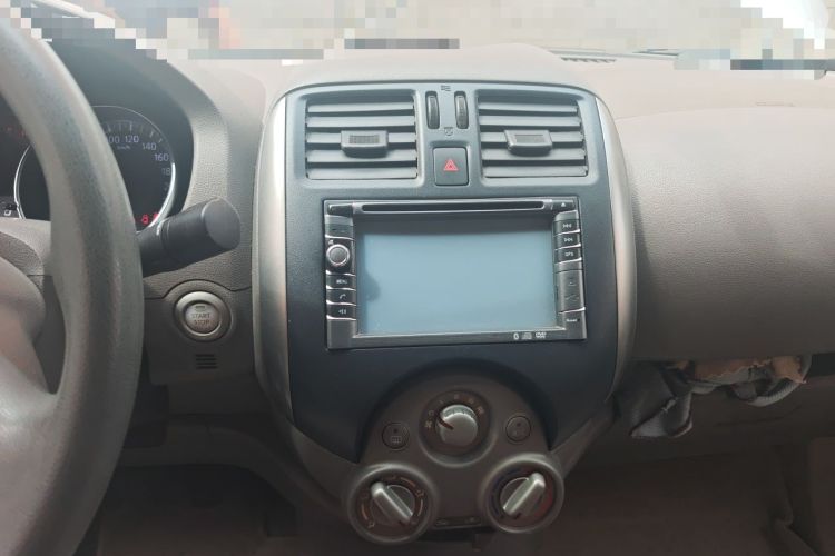Used Nissan Sunny 2011 1.5XL Manual Deluxe Edition Audio And AC Panel