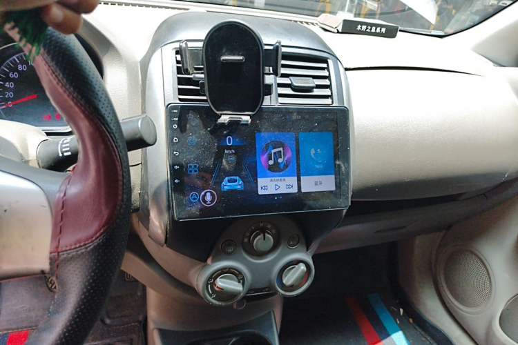 Used Nissan Sunny 2011 1.5XL CVT Luxury Edition Audio And AC Panel