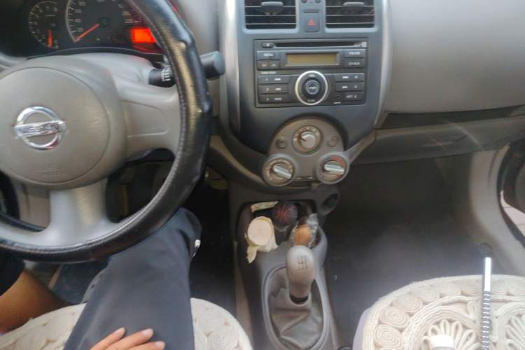 Used Nissan Sunny 2011 1.5XE Manual Comfort Edition Audio And AC Panel