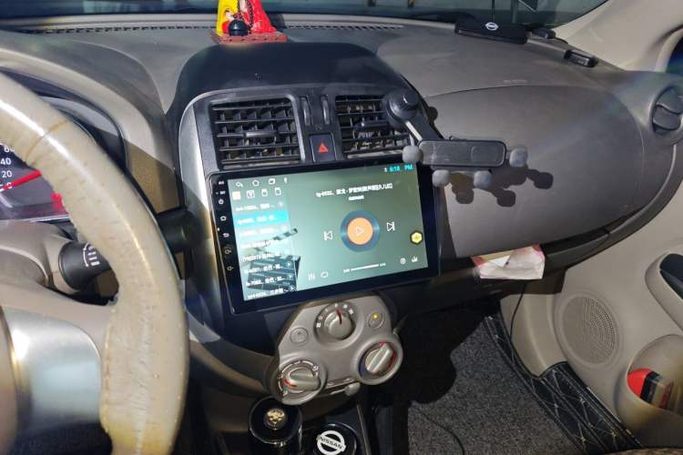 Used Nissan Sunny 2011 1.5XL CVT Luxury Edition Audio And AC Panel