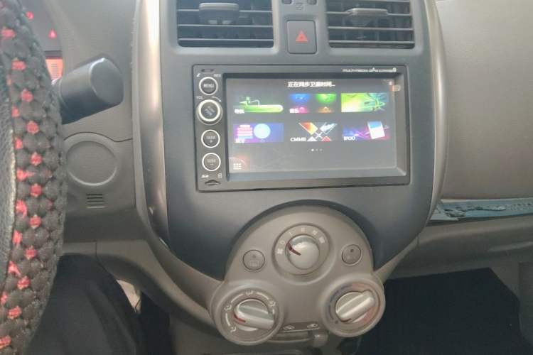 Used Nissan Sunny 2011 1.5XE Manual Comfort Edition Audio And AC Panel