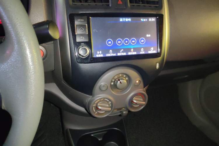 Used Nissan Sunny 2011 1.5XL Manual Deluxe Edition Audio And AC Panel
