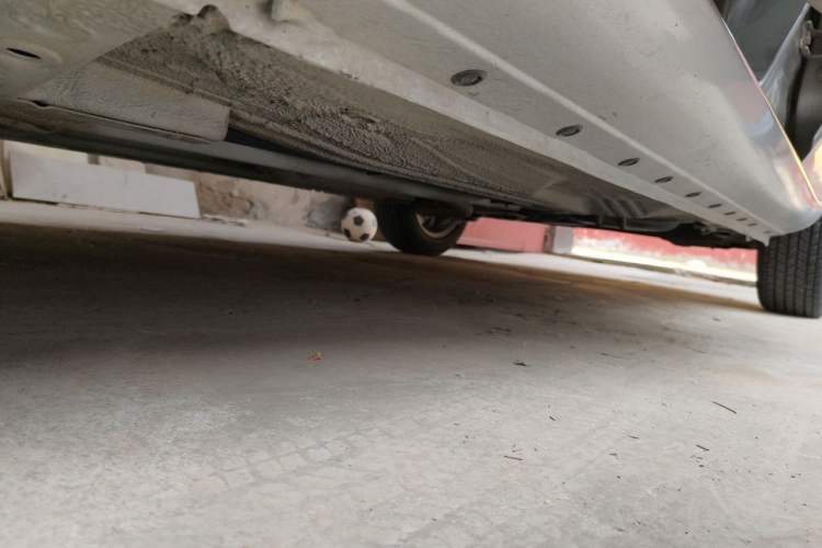 Used Nissan Sunny 2011 1.5XE Manual Comfort Edition Chassis Front Left
