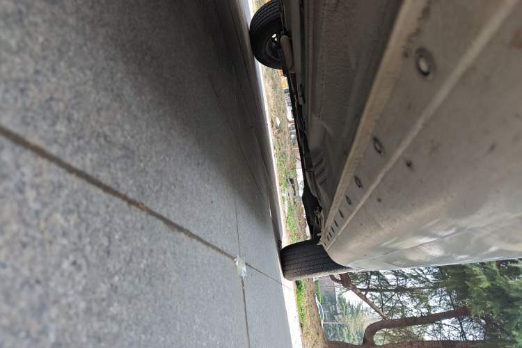 Used Nissan Sunny 2011 1.5XE Manual Comfort Edition Chassis Front Left