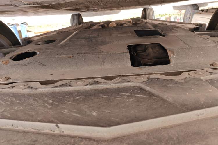 Used Nissan Sunny 2011 1.5XV Manual Luxury Edition Chassis Front