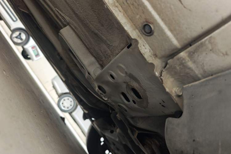 Used Nissan Sunny 2011 1.5XE CVT Comfort Edition Chassis Front Right