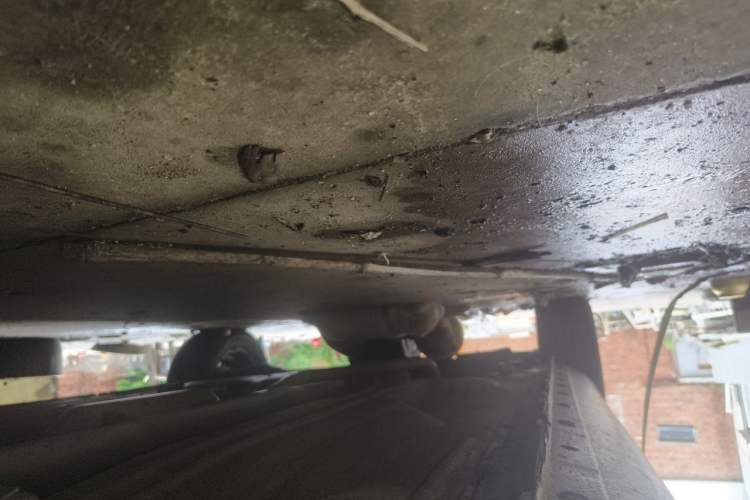 Used Nissan Sunny 2011 1.5XE Manual Comfort Edition Chassis Front Right
