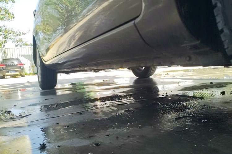 Used Nissan Sunny 2011 1.5XL Manual Deluxe Edition Chassis Front Right