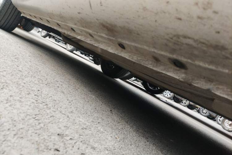 Used Nissan Sunny 2011 1.5XE Manual Comfort Edition Chassis Front Right