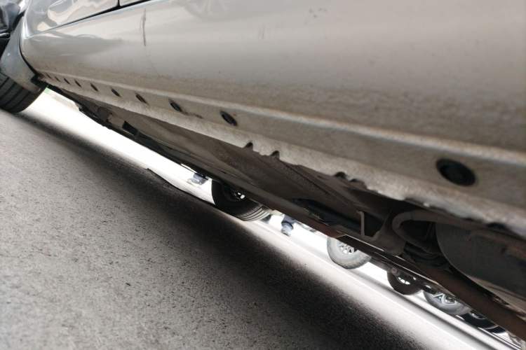 Used Nissan Sunny 2011 1.5XE Manual Comfort Edition Chassis Rear Left