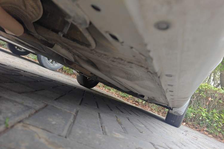 Used Nissan Sunny 2011 1.5XE CVT Comfort Edition Chassis Rear Right