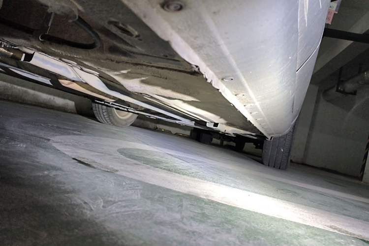 Used Nissan Sunny 2011 1.5XV Manual Luxury Edition Chassis Rear Right