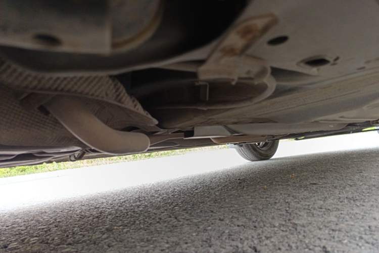 Used Nissan Sunny 2011 1.5XE Manual Comfort Edition Chassis Rear Right