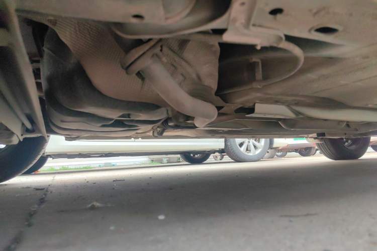Used Nissan Sunny 2011 1.5XE Manual Comfort Edition Chassis Rear Right