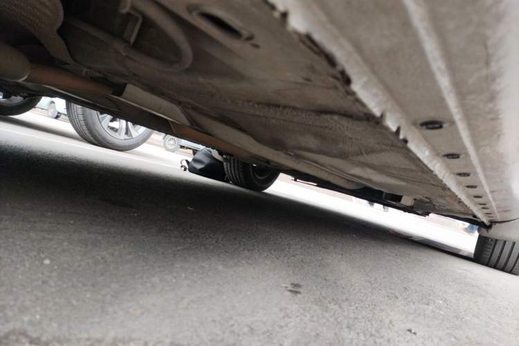 Used Nissan Sunny 2011 1.5XE Manual Comfort Edition Chassis Rear Right