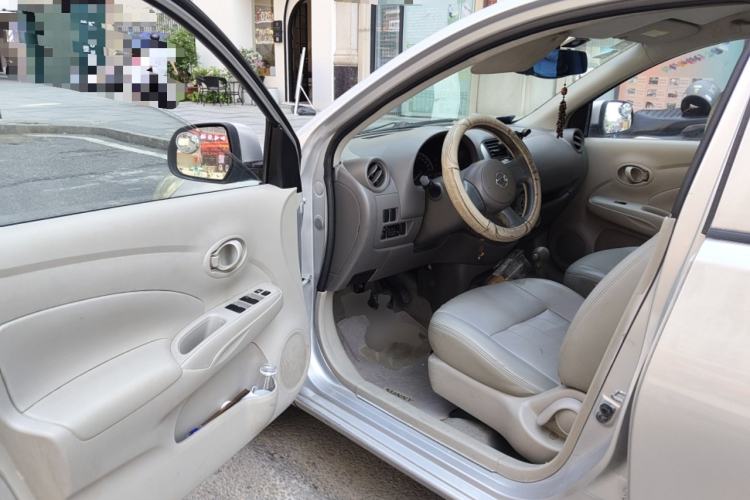 Used Nissan Sunny 2011 1.5XE CVT Comfort Edition Driver Seat