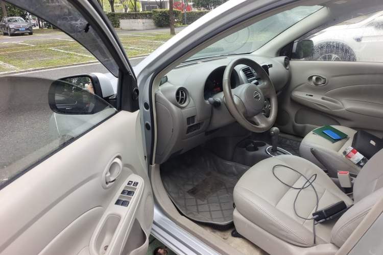 Used Nissan Sunny 2011 1.5XE CVT Comfort Edition Driver Seat