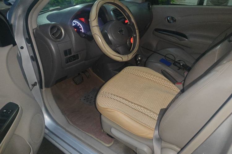 Used Nissan Sunny 2011 1.5XV CVT Deluxe Edition Driver Seat