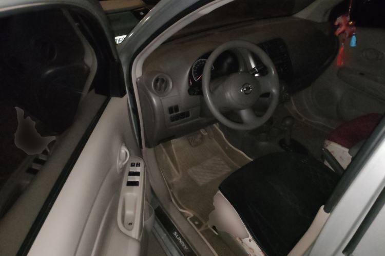 Used Nissan Sunny 2011 1.5XE CVT Comfort Edition Driver Seat