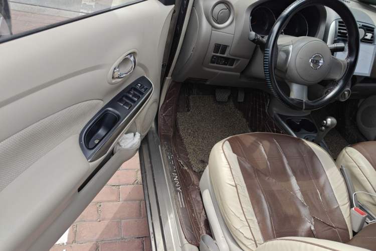 Used Nissan Sunny 2011 1.5XL CVT Luxury Edition Driver Seat