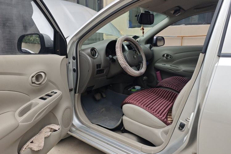 Used Nissan Sunny 2011 1.5XE CVT Comfort Edition Driver Seat